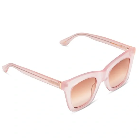 DIFF Kaia Sunglasses Rose Tea Pink Frame Taupe Rose Gradient Lenses Takeyoshi Altitude Master Gray, D+ Black Rose Sunglasses  main image 4
